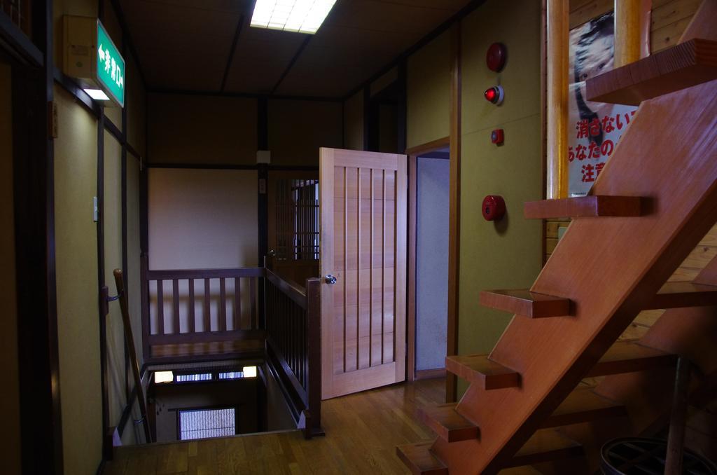 Ryokan Takayama Такаяма Экстерьер фото